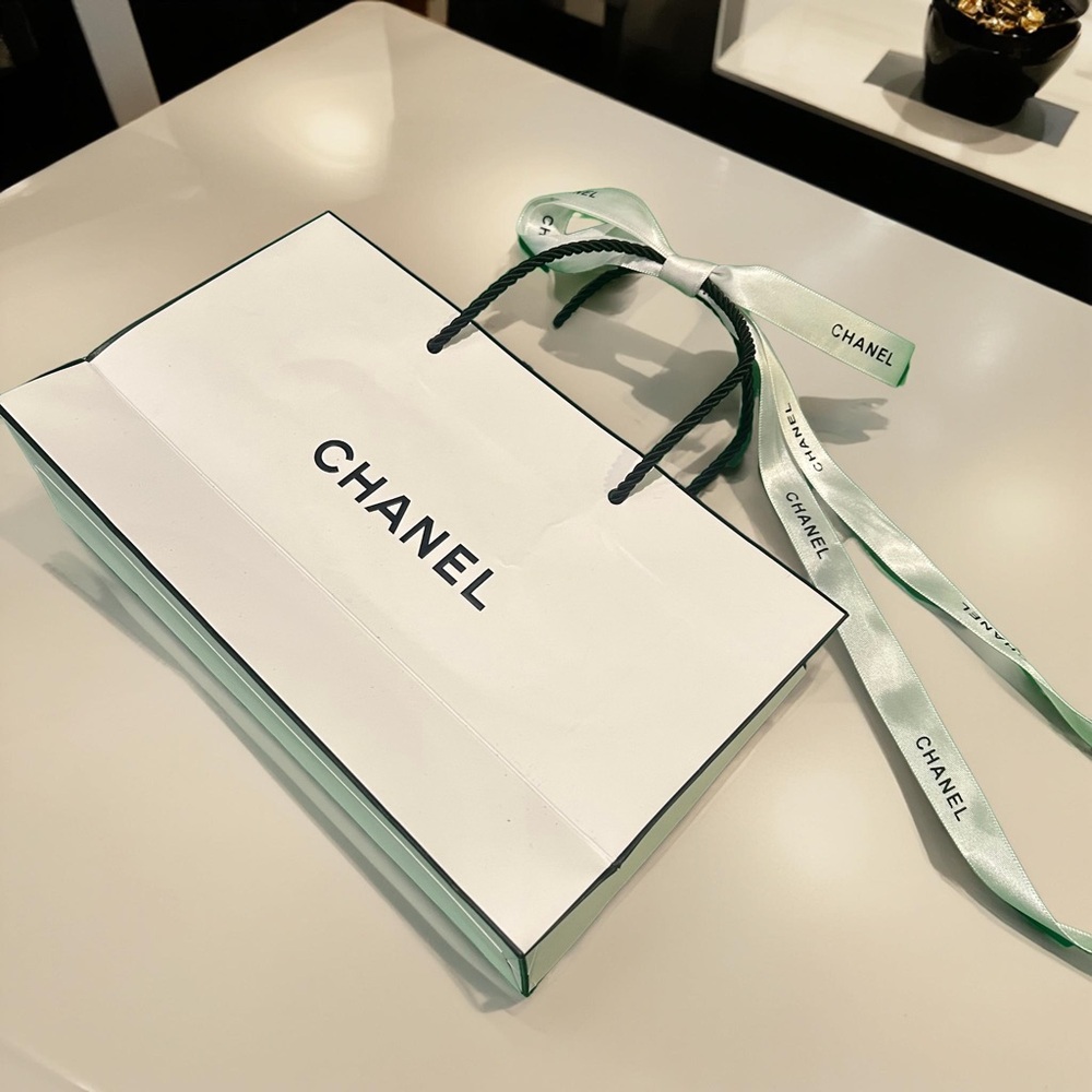 CHANEL Cosmetics Paper Shopping Bag - Picture 1 of 9